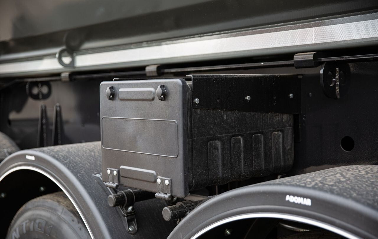 Новый Самосвальный полуприцеп РИАТ 924900-33H2: фото 11 Новый Самосвальный полуприцеп РИАТ 924900-33H2: фото 11