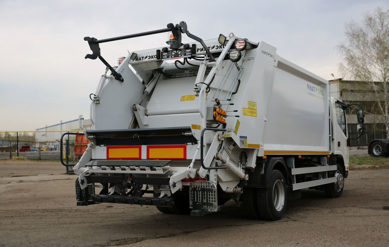 РИАТ РИАТЭКО 8 - Мусоровоз: фото 4 РИАТ РИАТЭКО 8 - Мусоровоз: фото 4