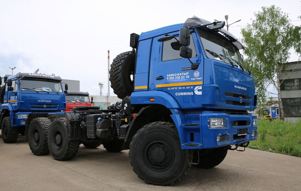 КАМАЗ 65225 - Тягач: фото 1 КАМАЗ 65225 - Тягач: фото 1