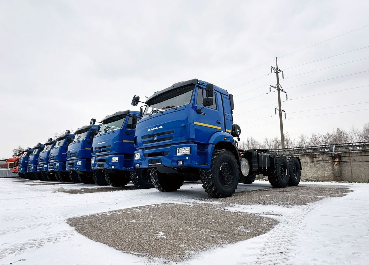 РИАТ 441080 - Тягач: фото 4 РИАТ 441080 - Тягач: фото 4