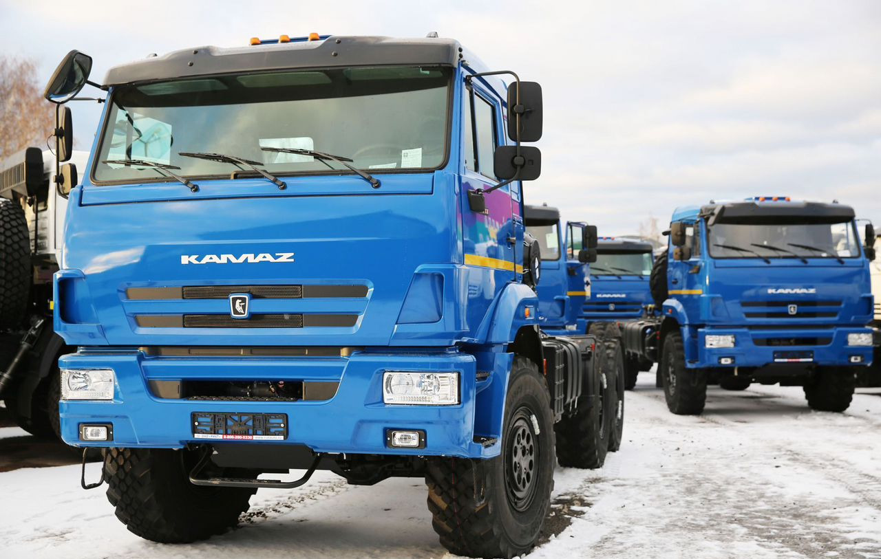 РИАТ 441080 - Тягач: фото 3 РИАТ 441080 - Тягач: фото 3