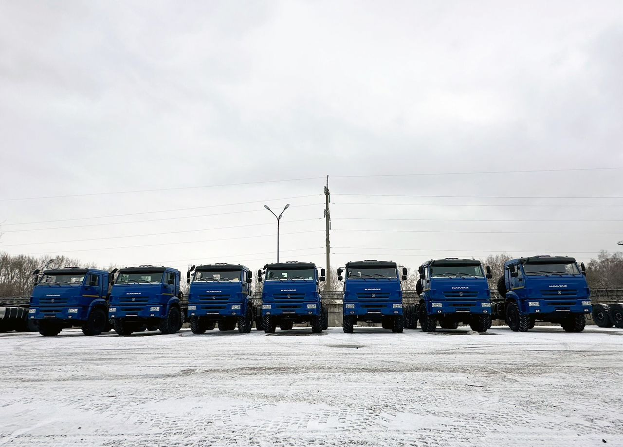 РИАТ 441080 - Тягач: фото 5 РИАТ 441080 - Тягач: фото 5