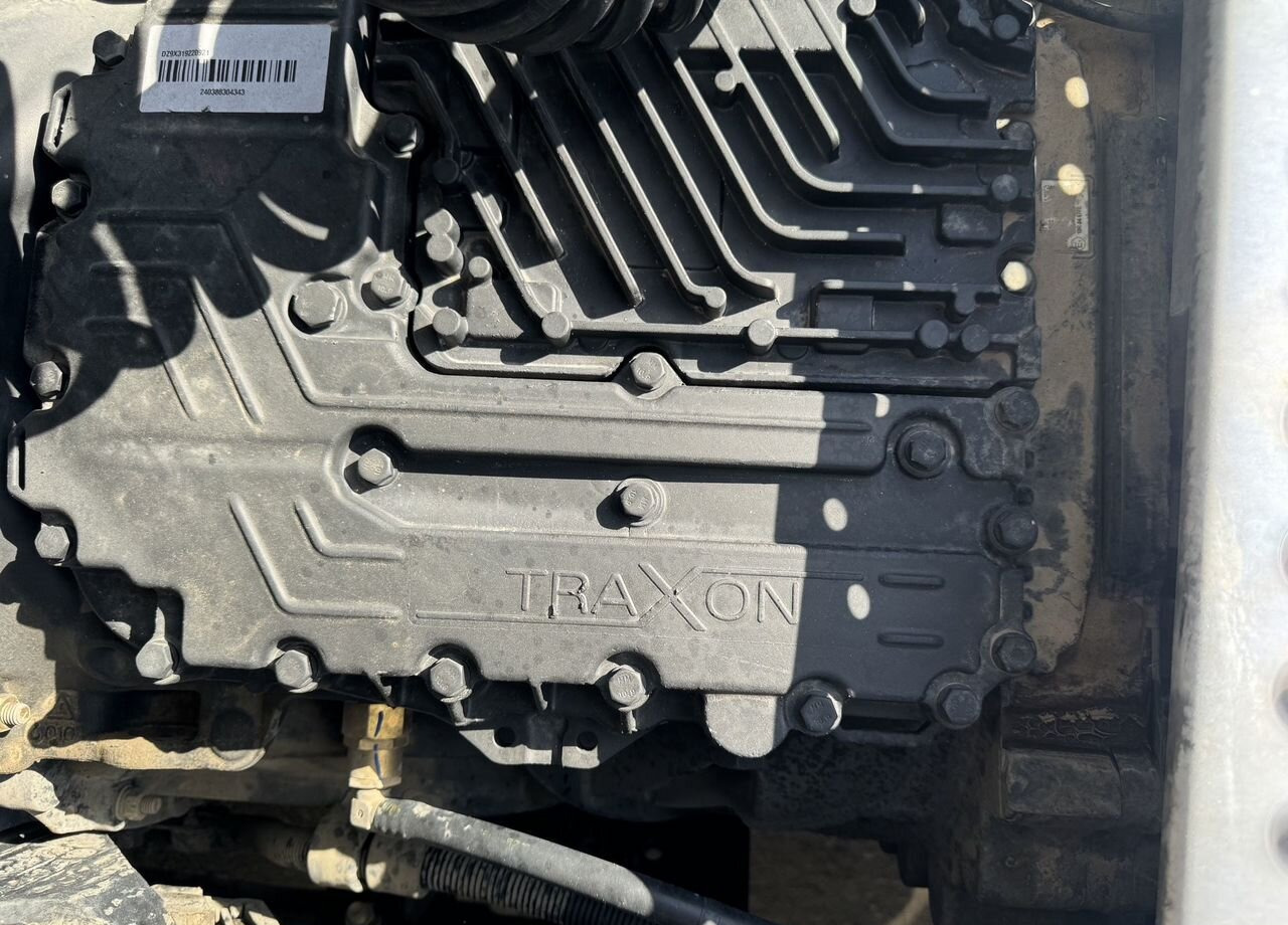 Shacman X6000 - Тягач: фото 3 Shacman X6000 - Тягач: фото 3