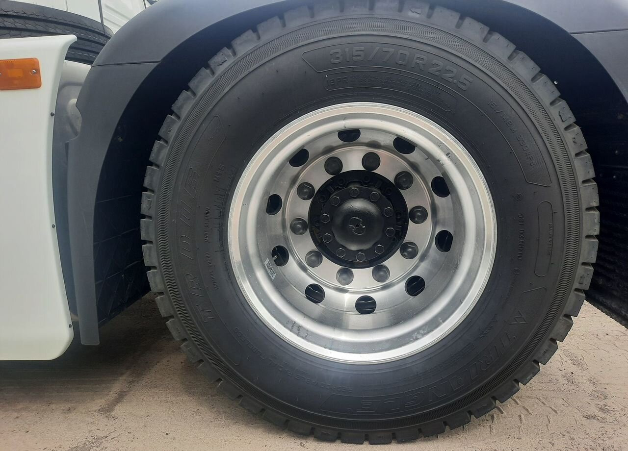 Новый Тягач Shacman X6000: фото 11 Новый Тягач Shacman X6000: фото 11