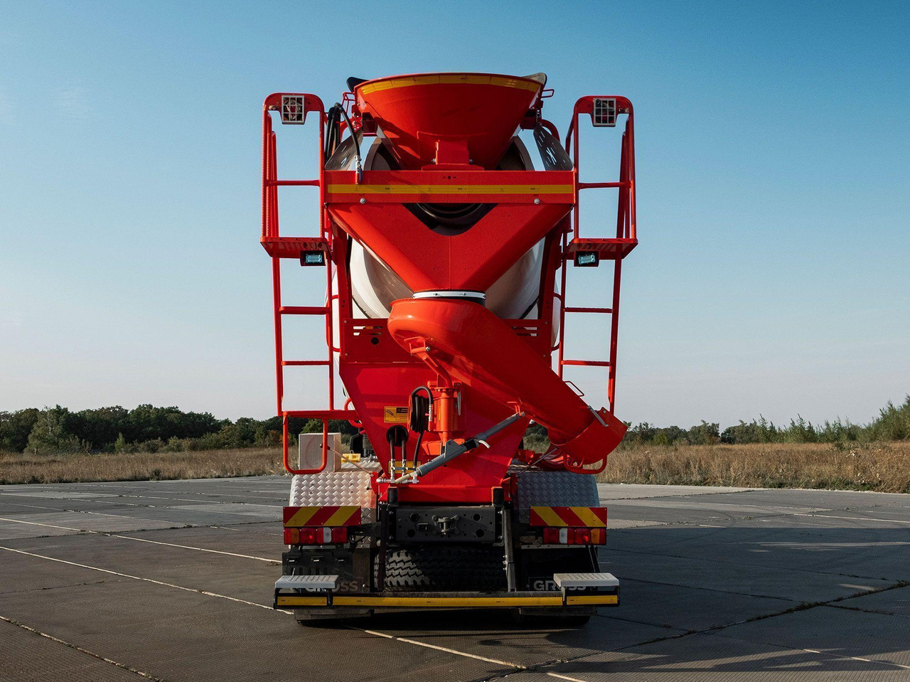 АВТОБЕТОНОСМЕСИТЕЛЬ SITRAK 8x4 12 куб.м - Автобетоносмеситель: фото 2 АВТОБЕТОНОСМЕСИТЕЛЬ SITRAK 8x4 12 куб.м - Автобетоносмеситель: фото 2