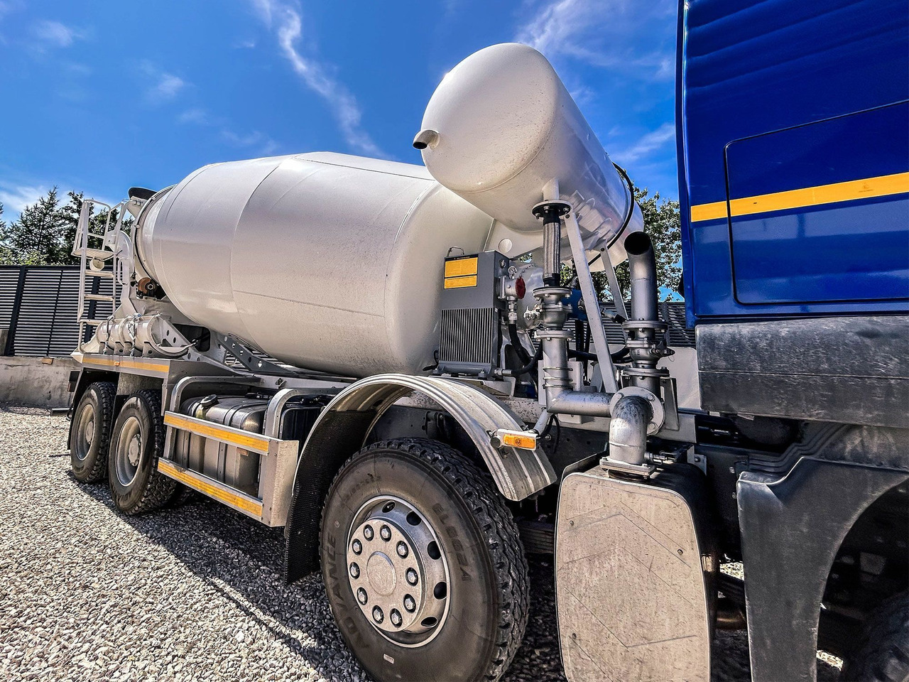 АВТОБЕТОНОСМЕСИТЕЛЬ SITRAK C7H 8x4 12 куб.м - Автобетоносмеситель: фото 2 АВТОБЕТОНОСМЕСИТЕЛЬ SITRAK C7H 8x4 12 куб.м - Автобетоносмеситель: фото 2