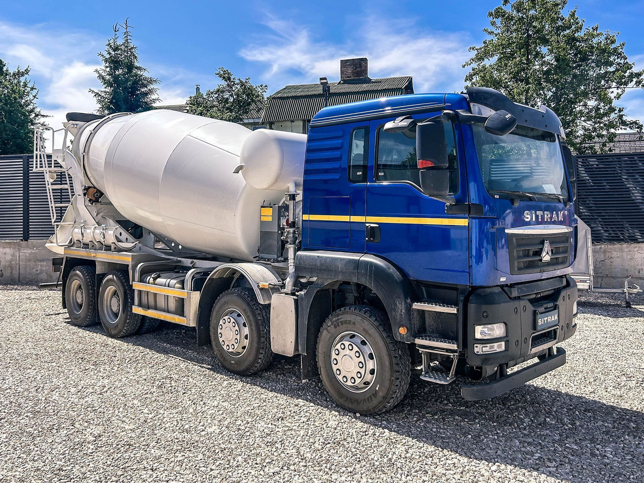 АВТОБЕТОНОСМЕСИТЕЛЬ SITRAK C7H 8x4 12 куб.м - Автобетоносмеситель: фото 1 АВТОБЕТОНОСМЕСИТЕЛЬ SITRAK C7H 8x4 12 куб.м - Автобетоносмеситель: фото 1