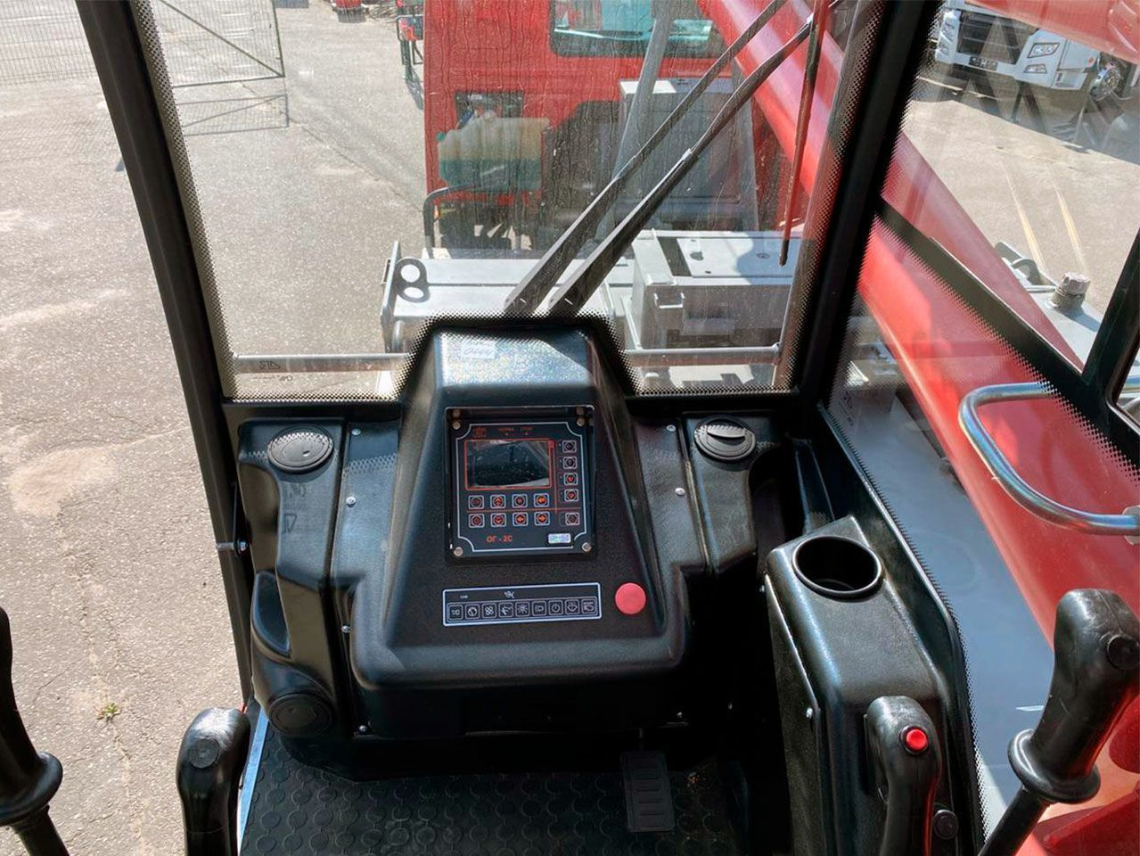 Новый Автокран Автокран КЛИНЦЫ на шасси HOWO 6x6 полный привод: фото 7