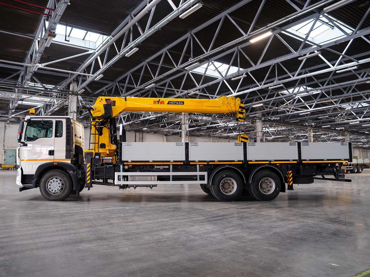 Автомобиль специальный грузовой Атлас Трейлер 6x4 c КМУ HYVA 14 тонн - Автоманипулятор: фото 2 Автомобиль специальный грузовой Атлас Трейлер 6x4 c КМУ HYVA 14 тонн - Автоманипулятор: фото 2