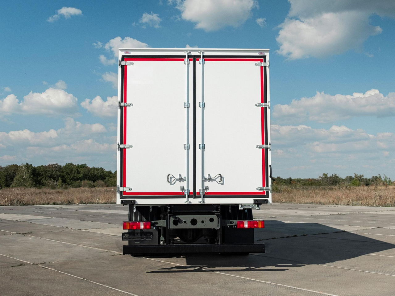 HOWO Рефрижераторный фургон АМЗ на шасси HOWO T5G 4x2 - Рефрижератор: фото 5 HOWO Рефрижераторный фургон АМЗ на шасси HOWO T5G 4x2 - Рефрижератор: фото 5