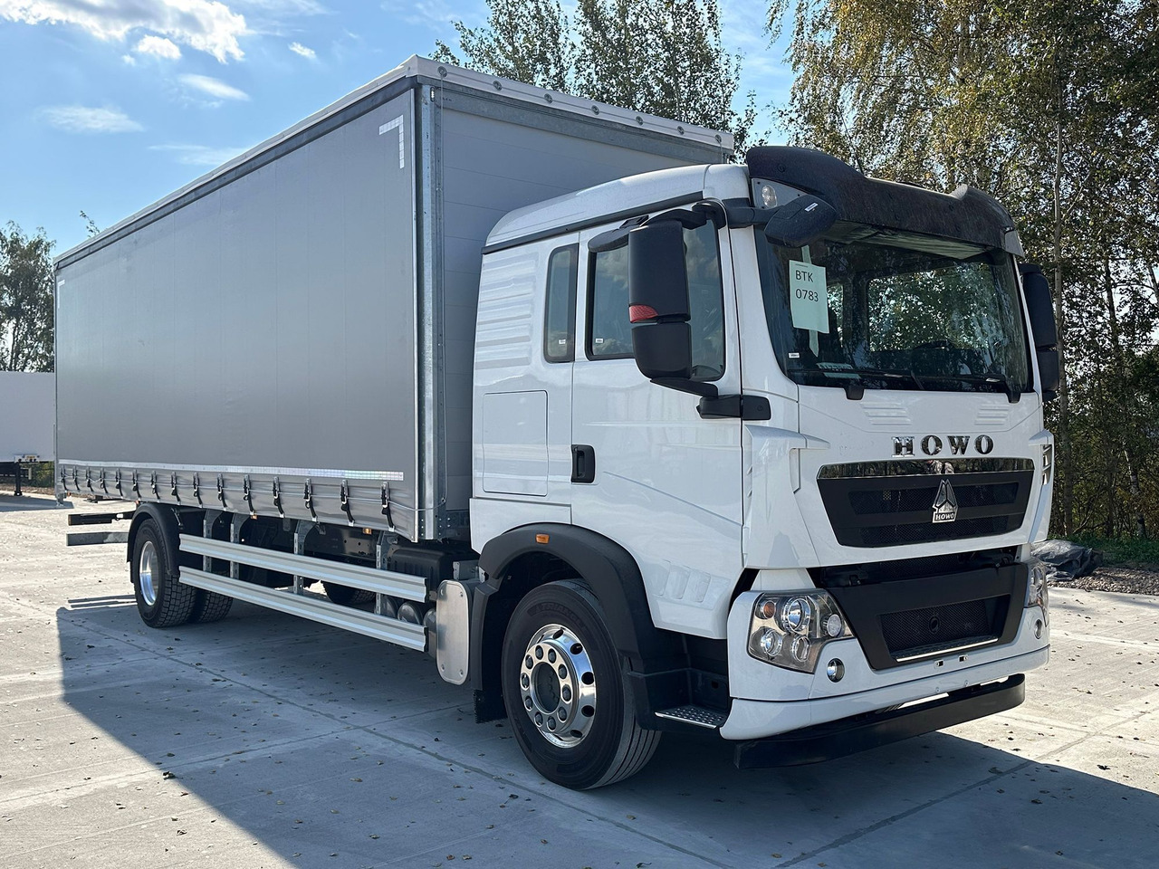 HOWO Шторный фургон СибЕвроВэн на шасси HOWO T5G 4x2 - Тентованный грузовик: фото 3 HOWO Шторный фургон СибЕвроВэн на шасси HOWO T5G 4x2 - Тентованный грузовик: фото 3
