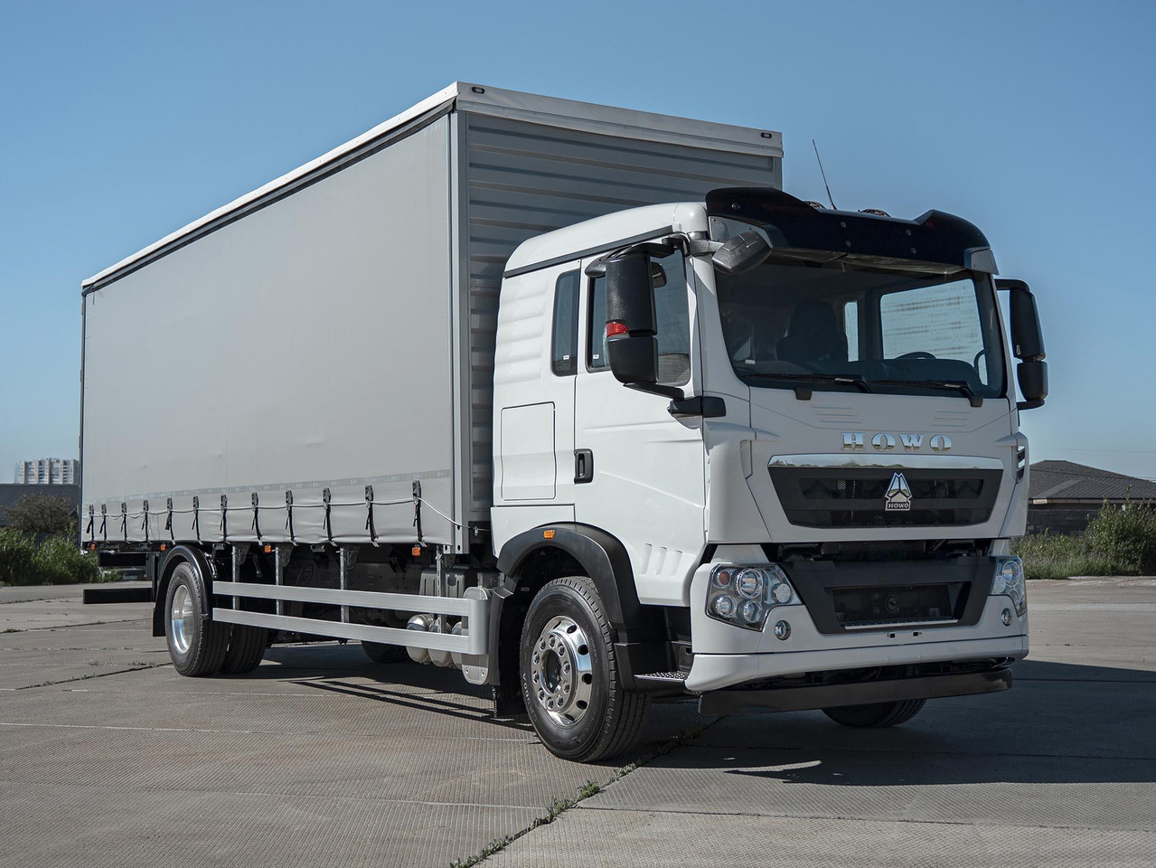 Новый Тентованный грузовик HOWO Шторный фургон Спецмобиль на шасси HOWO T5G 4x2: фото 9