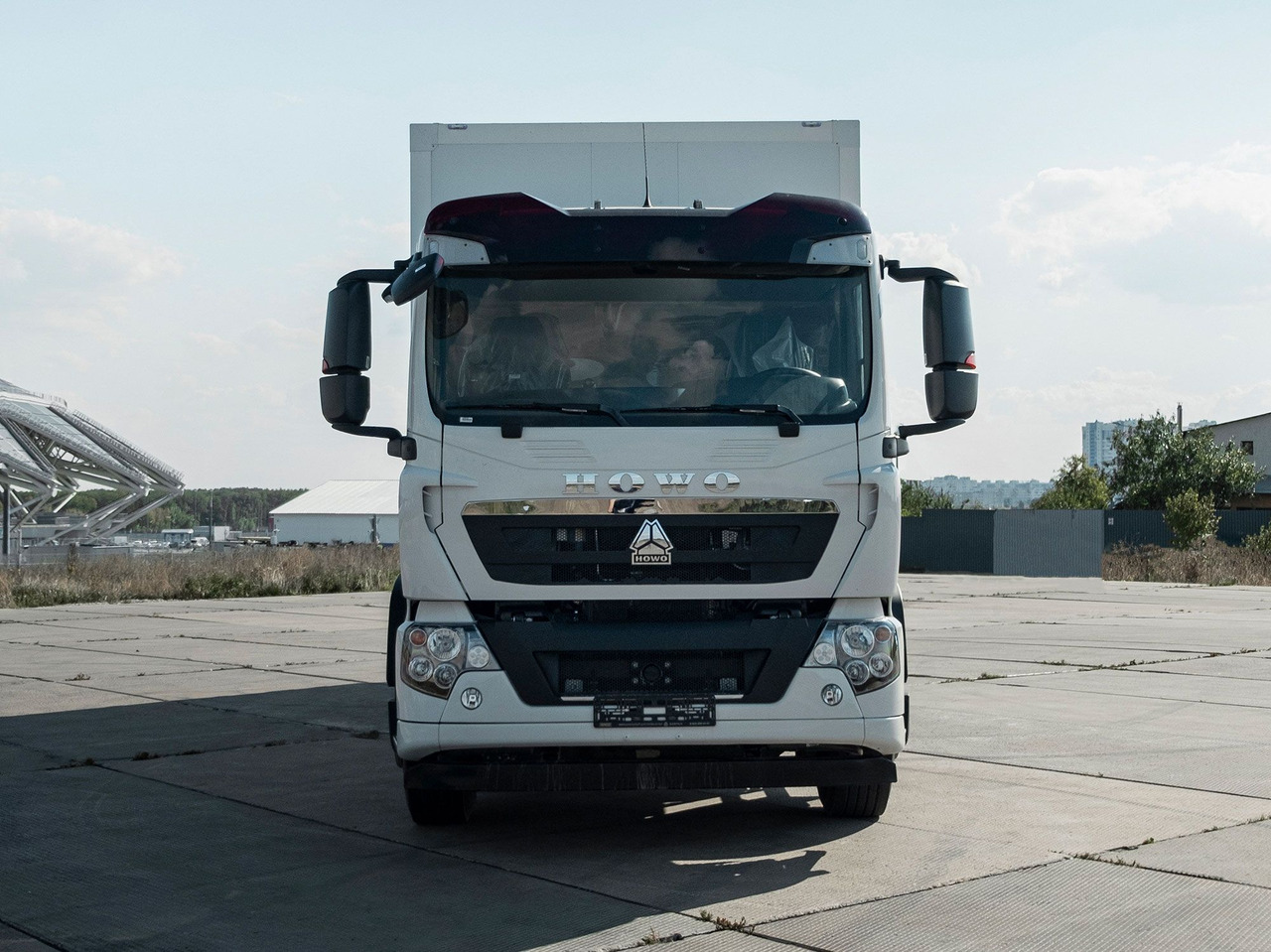 Изотермический грузовик Изотермический фургон АМЗ на шасси HOWO T5G 4x2: фото 8