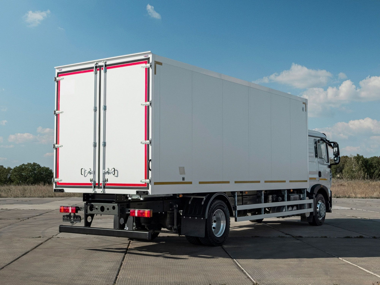 Изотермический фургон АМЗ на шасси HOWO T5G 4x2 - Изотермический грузовик: фото 5 Изотермический фургон АМЗ на шасси HOWO T5G 4x2 - Изотермический грузовик: фото 5