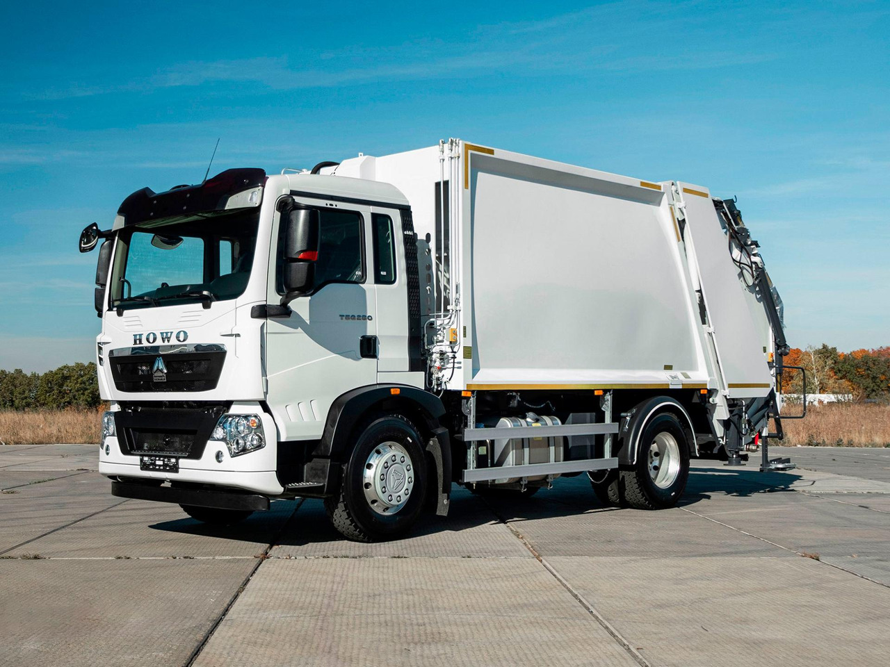 HOWO Мусоровоз Атлас Трейлер с задней загрузкой 16 куб.м - Коммунальная/ Специальная техника: фото 1 HOWO Мусоровоз Атлас Трейлер с задней загрузкой 16 куб.м - Коммунальная/ Специальная техника: фото 1