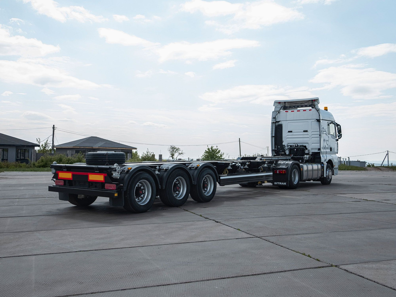 Контейнеровоз универсал - Полуприцеп контейнеровоз (BDF, сменный кузов): фото 4 Контейнеровоз универсал - Полуприцеп контейнеровоз (BDF, сменный кузов): фото 4