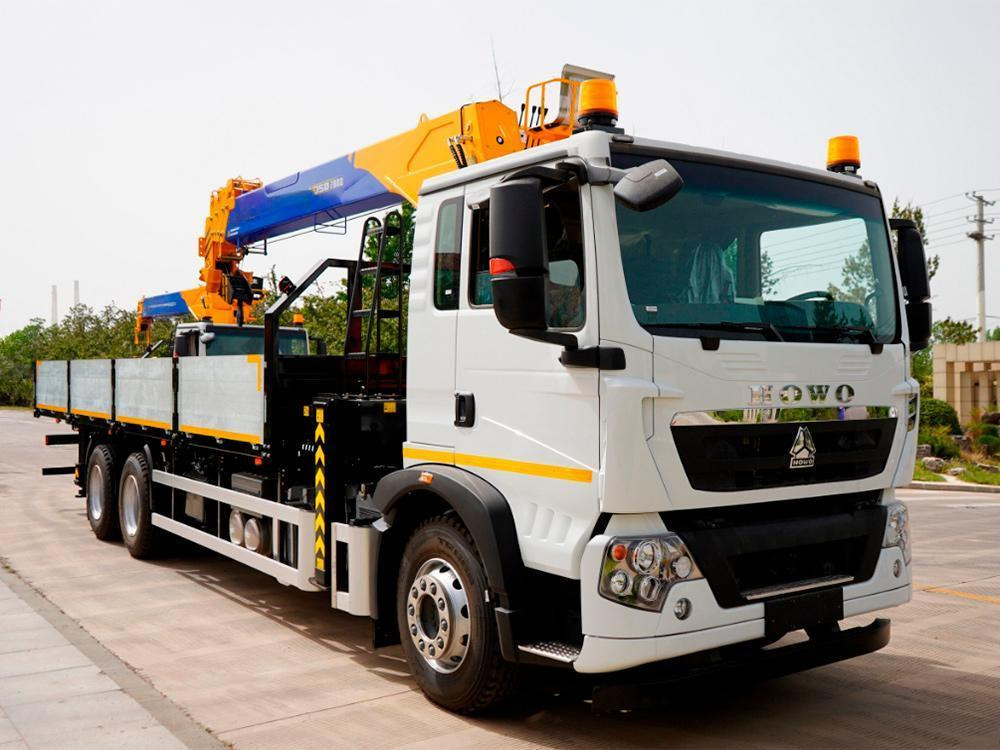 Краноманипуляторная установка Junton на шасси HOWO T5G 6x4 8 тонн - Автоманипулятор: фото 1 Краноманипуляторная установка Junton на шасси HOWO T5G 6x4 8 тонн - Автоманипулятор: фото 1