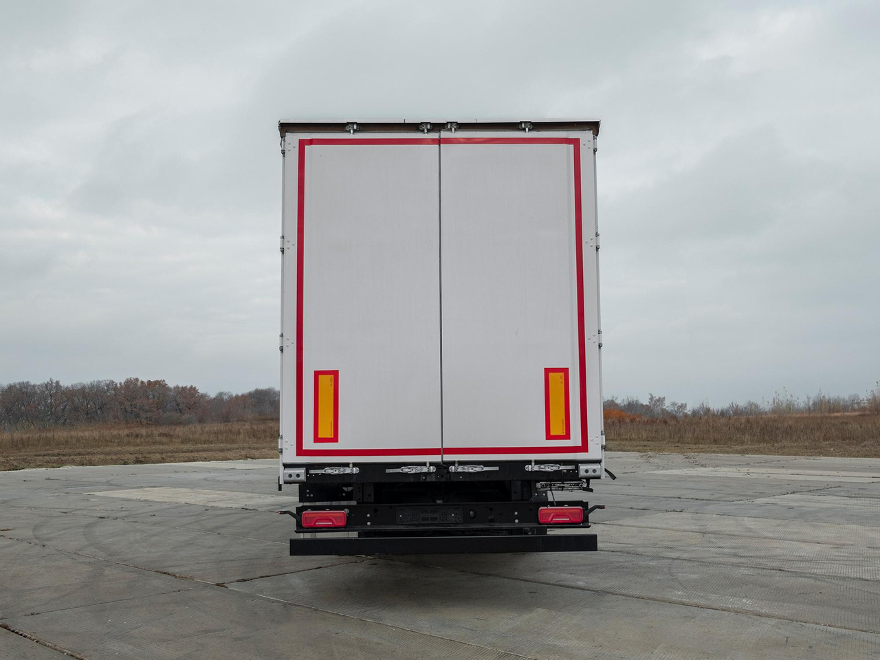 Тентованный полуприцеп Полуприцеп шторный тентованный 110 куб. м, 16 м: фото 8 Тентованный полуприцеп Полуприцеп шторный тентованный 110 куб. м, 16 м: фото 8