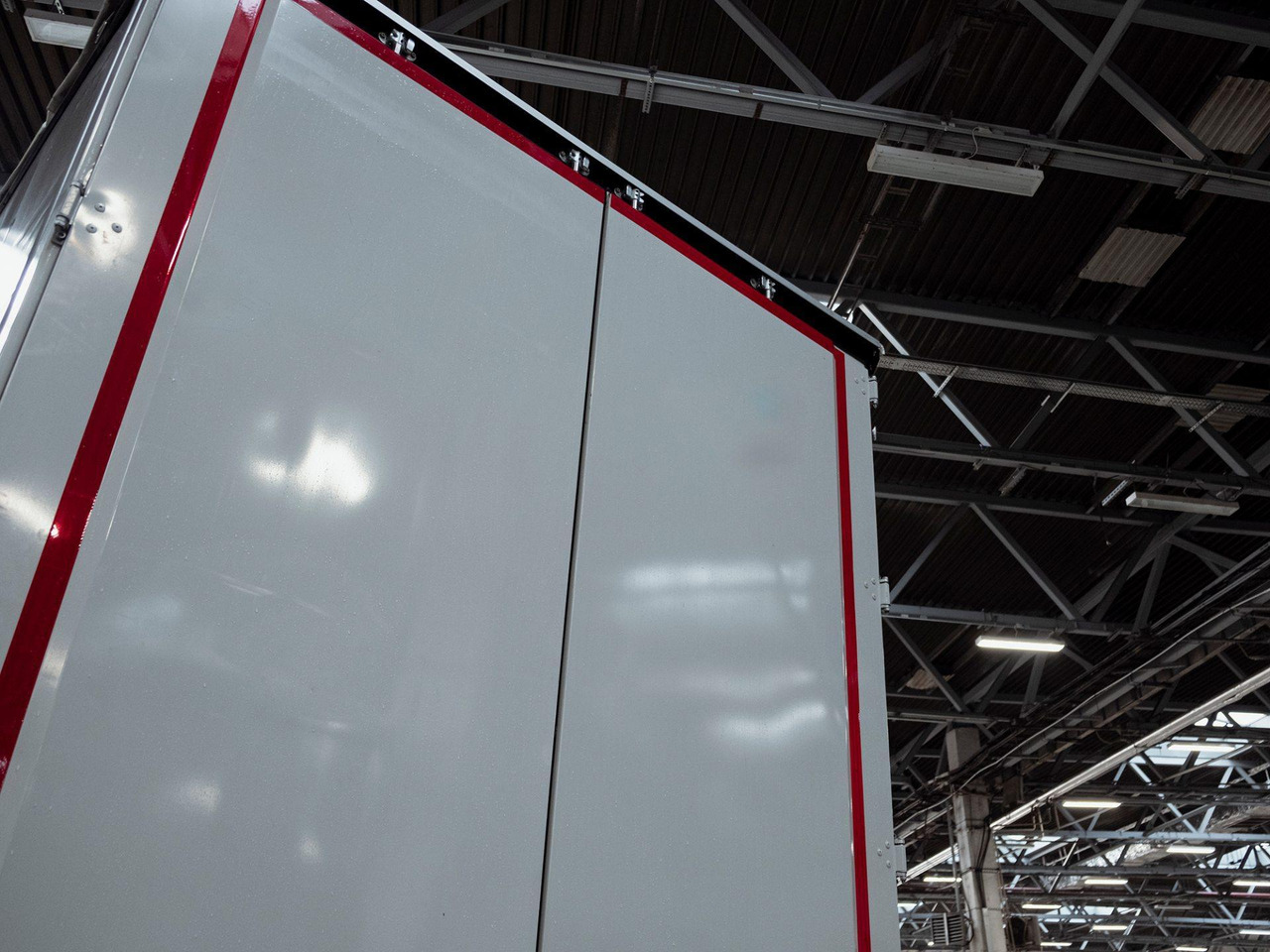 Новый Тентованный полуприцеп Полуприцеп шторный тентованный 90 куб. м, 13,6 м: фото 10 Новый Тентованный полуприцеп Полуприцеп шторный тентованный 90 куб. м, 13,6 м: фото 10