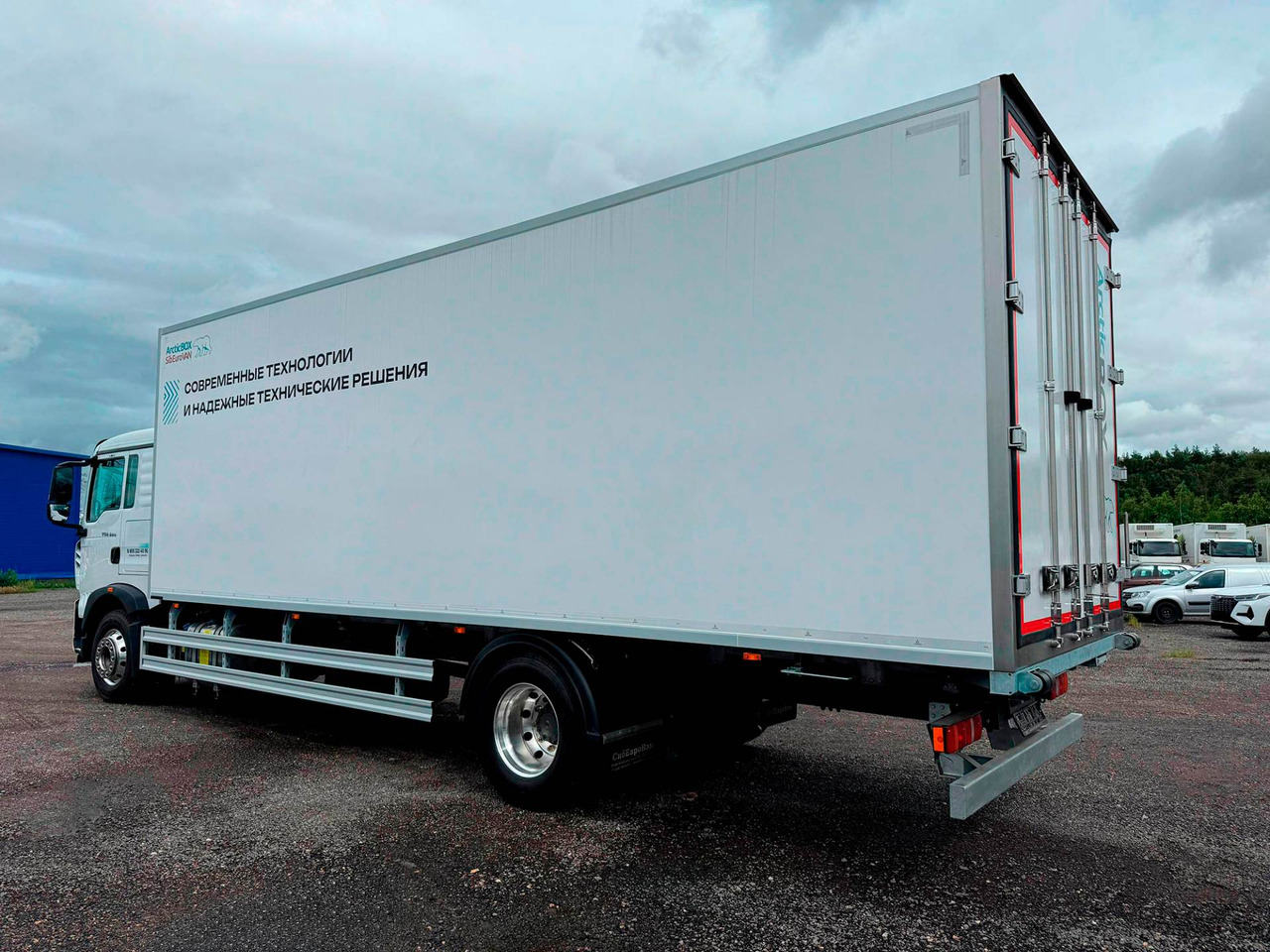 Рефрижераторный фургон СибЕвроВэн на шасси HOWO T5G 4x2 МКПП 8500 - Рефрижератор: фото 4 Рефрижераторный фургон СибЕвроВэн на шасси HOWO T5G 4x2 МКПП 8500 - Рефрижератор: фото 4