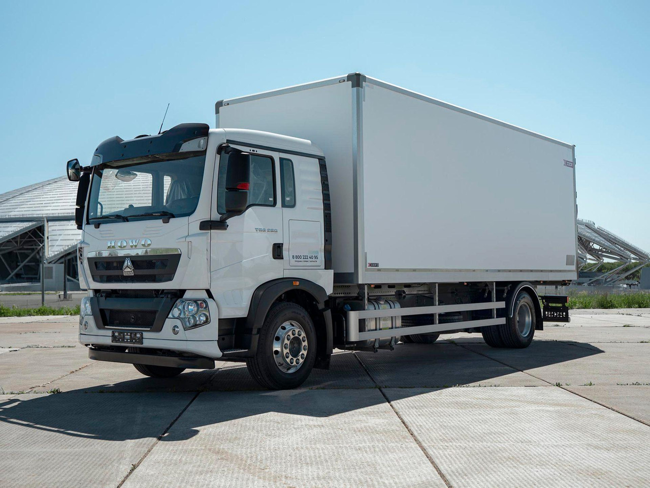 Рефрижераторный фургон ЗЗСА на шасси HOWO T5G 4x2 АКПП 7500 - Рефрижератор: фото 1 Рефрижераторный фургон ЗЗСА на шасси HOWO T5G 4x2 АКПП 7500 - Рефрижератор: фото 1