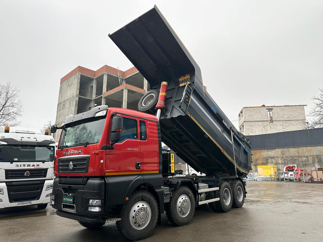 САМОСВАЛ SITRAK C7H 8x4 25 КУБ.М 540 МКПП+РЕТ, R24, козырек над всей кабиной - Самосвал: фото 2 САМОСВАЛ SITRAK C7H 8x4 25 КУБ.М 540 МКПП+РЕТ, R24, козырек над всей кабиной - Самосвал: фото 2