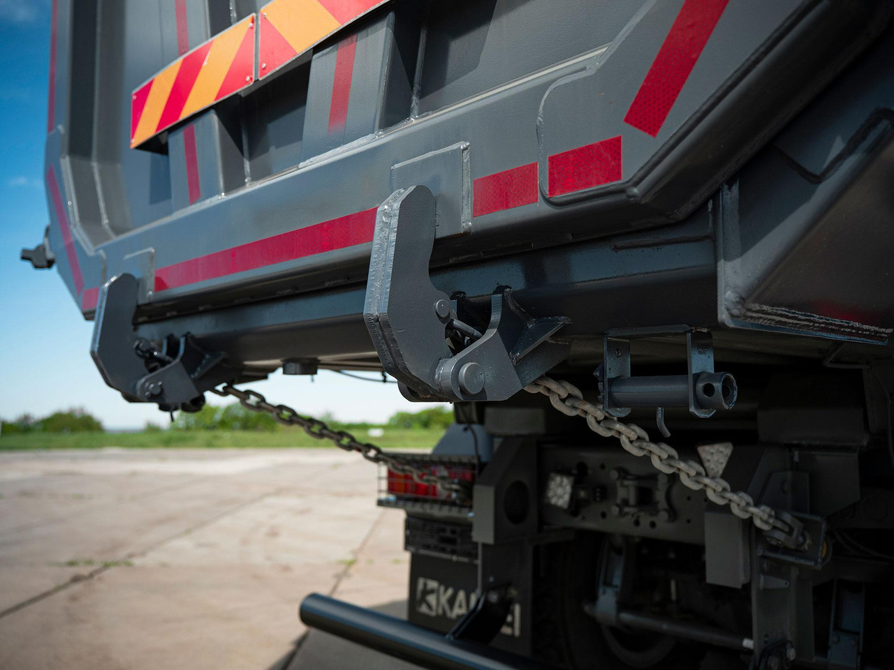 Новый Самосвал САМОСВАЛ SITRAK C7H 8x4 35 куб.м 540 МКПП, R24: фото 9 Новый Самосвал САМОСВАЛ SITRAK C7H 8x4 35 куб.м 540 МКПП, R24: фото 9