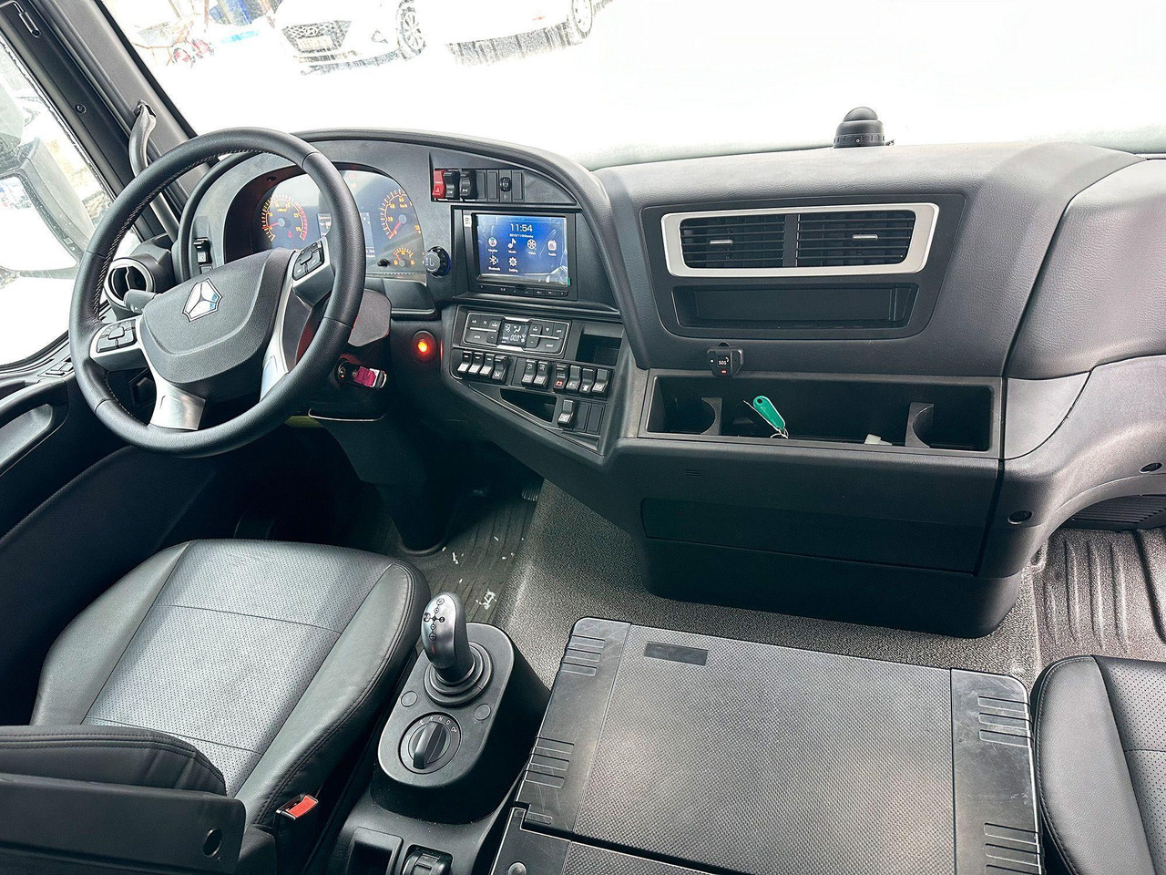 Новый Рефрижератор SITRAK Рефрижераторный фургон АМЗ на шасси SITRAK С7H 6x2: фото 9