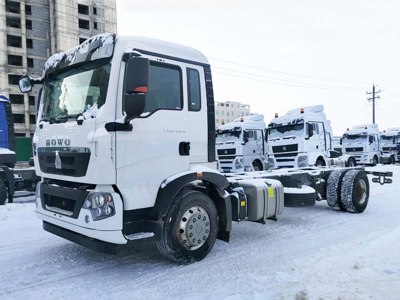 Шасси HOWO T5G 4x2 280 пневма, АКПП, 5400 - Грузовик-шасси: фото 1 Шасси HOWO T5G 4x2 280 пневма, АКПП, 5400 - Грузовик-шасси: фото 1