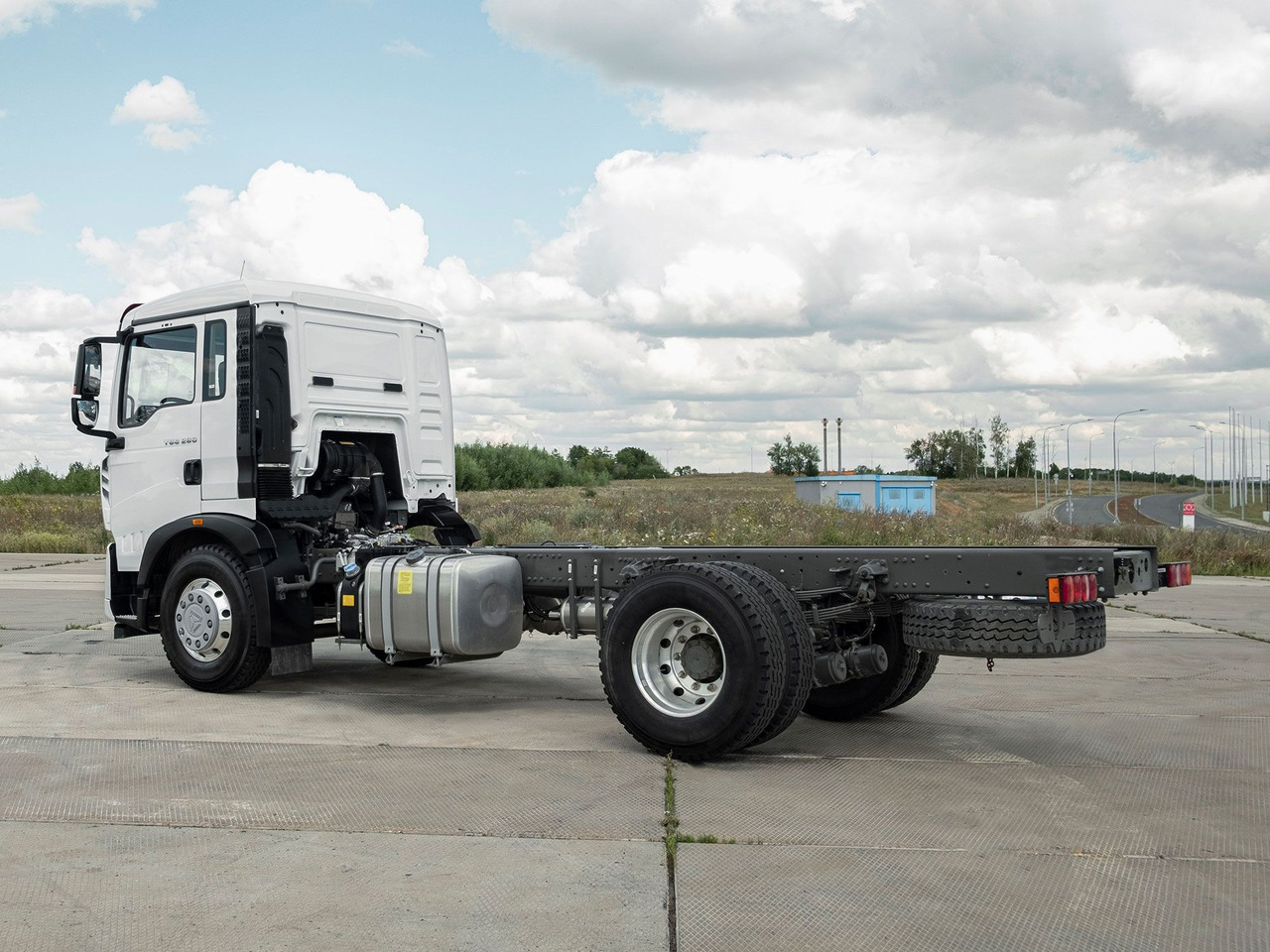 Шасси HOWO T5G 4x2 280 рессоры, АКПП+КОМ, 4000 - Грузовик-шасси: фото 3 Шасси HOWO T5G 4x2 280 рессоры, АКПП+КОМ, 4000 - Грузовик-шасси: фото 3