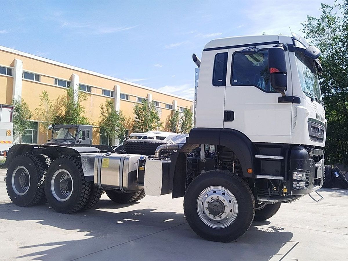 Новый Грузовик-шасси Шасси HOWO T5G 6х6 440 рессоры, МКПП+КОМ, 3600: фото 6