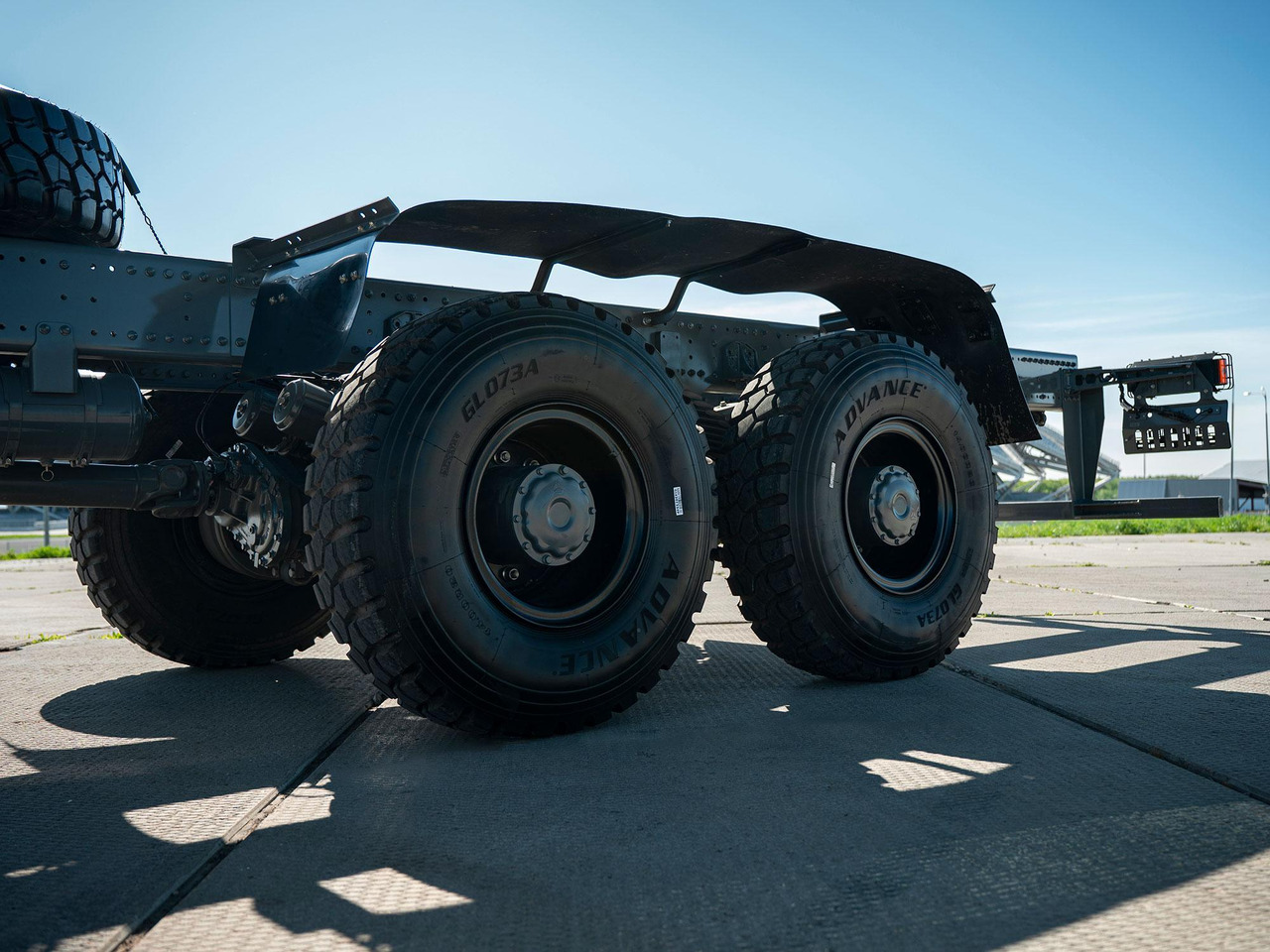 Шасси HOWO T5G 6х6 480 рессоры, МКПП+КОМ, 5200 - Грузовик-шасси: фото 5 Шасси HOWO T5G 6х6 480 рессоры, МКПП+КОМ, 5200 - Грузовик-шасси: фото 5