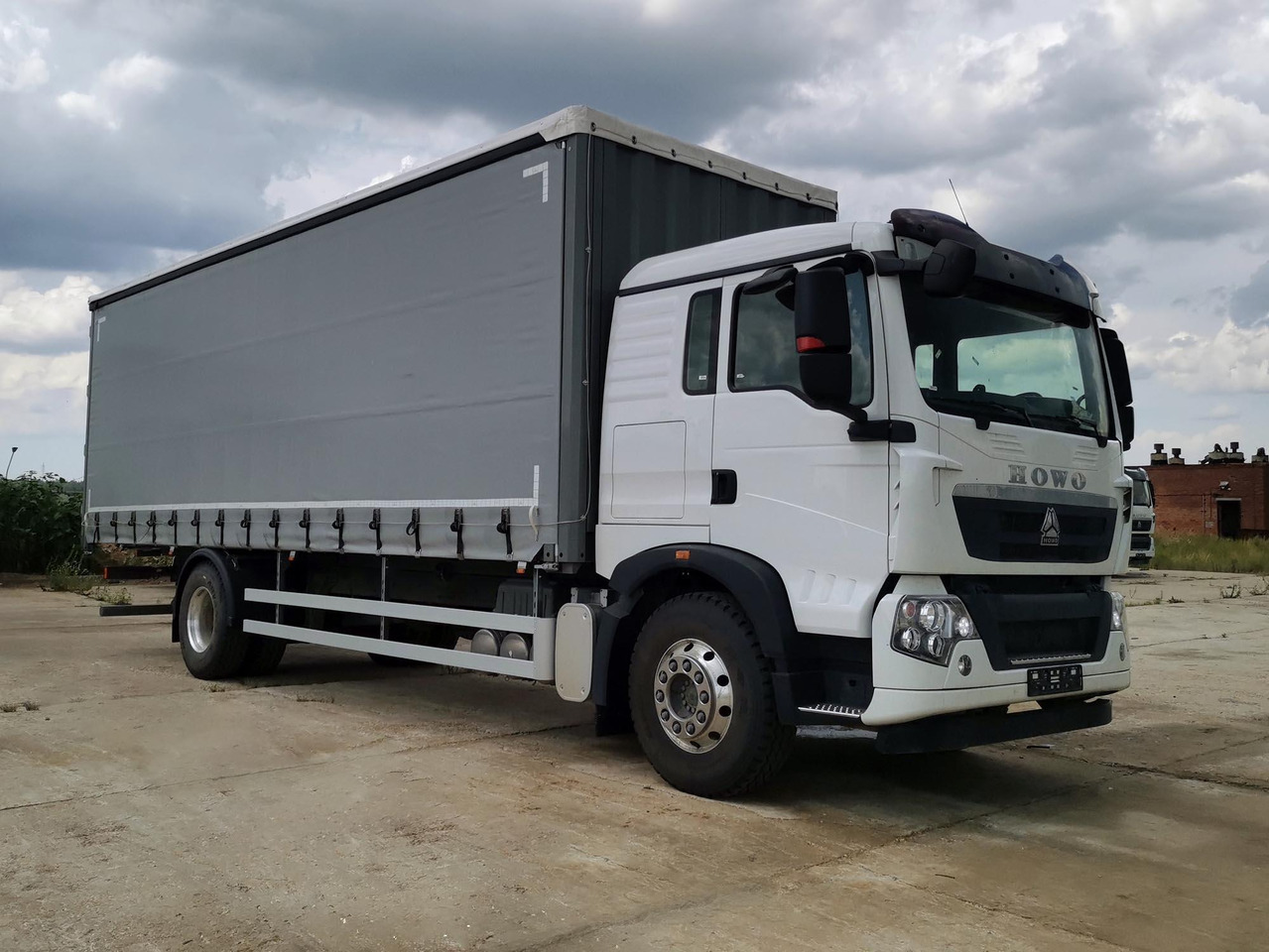 Шторный фургон ЗЗСА на шасси HOWO T5G 4x2 - Тентованный грузовик: фото 5 Шторный фургон ЗЗСА на шасси HOWO T5G 4x2 - Тентованный грузовик: фото 5