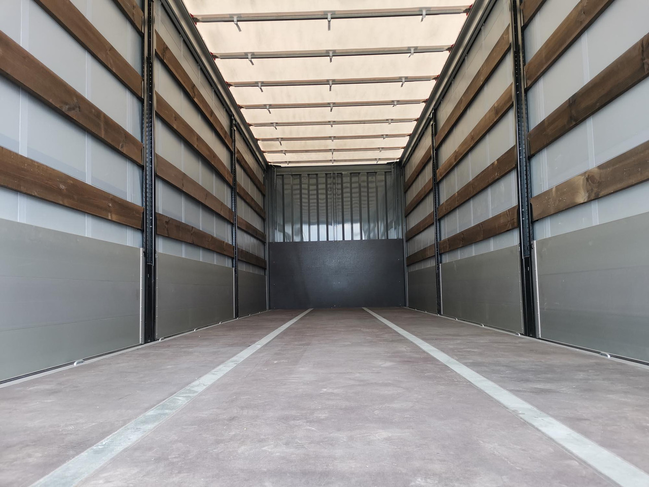 Новый Тентованный грузовик Шторный фургон ЗЗСА на шасси HOWO T5G 4x2: фото 8 Новый Тентованный грузовик Шторный фургон ЗЗСА на шасси HOWO T5G 4x2: фото 8