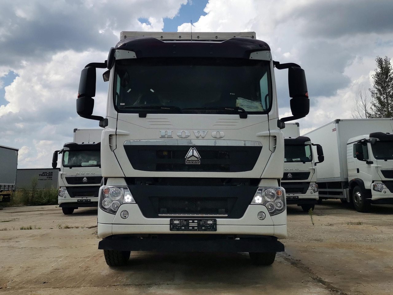 Новый Тентованный грузовик Шторный фургон ЗЗСА на шасси HOWO T5G 4x2: фото 6 Новый Тентованный грузовик Шторный фургон ЗЗСА на шасси HOWO T5G 4x2: фото 6