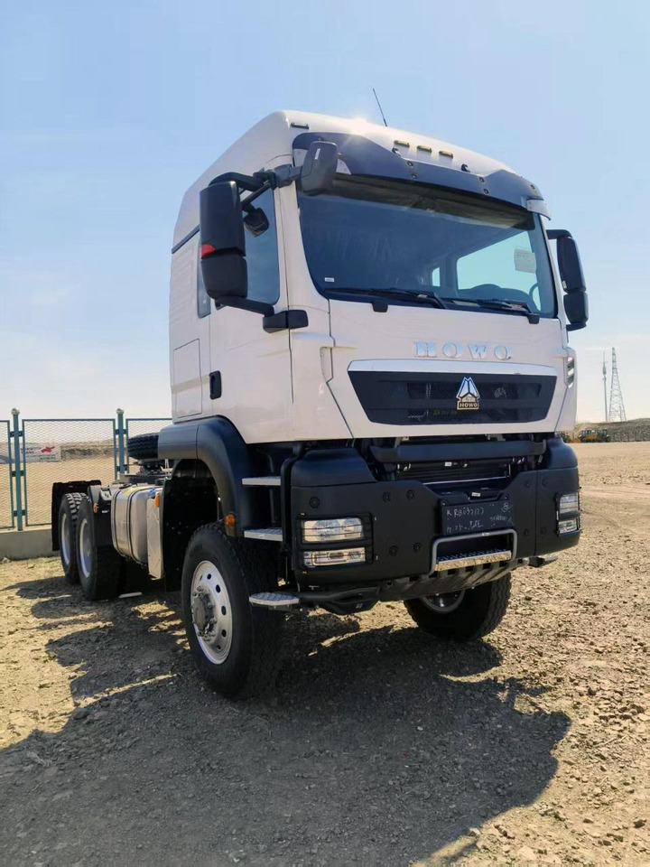 ТЯГАЧ HOWO TX 6X6 540 МКПП+РЕТ, УСИЛЕННЫЕ РЕССОРЫ - Тягач: фото 3 ТЯГАЧ HOWO TX 6X6 540 МКПП+РЕТ, УСИЛЕННЫЕ РЕССОРЫ - Тягач: фото 3