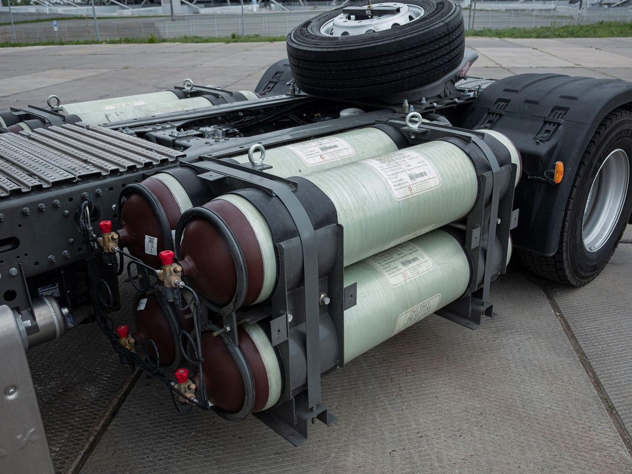 ТЯГАЧ SITRAK C7H 4x2 430 CNG МКПП+РЕТ, G(П), 1150 - Тягач: фото 4 ТЯГАЧ SITRAK C7H 4x2 430 CNG МКПП+РЕТ, G(П), 1150 - Тягач: фото 4