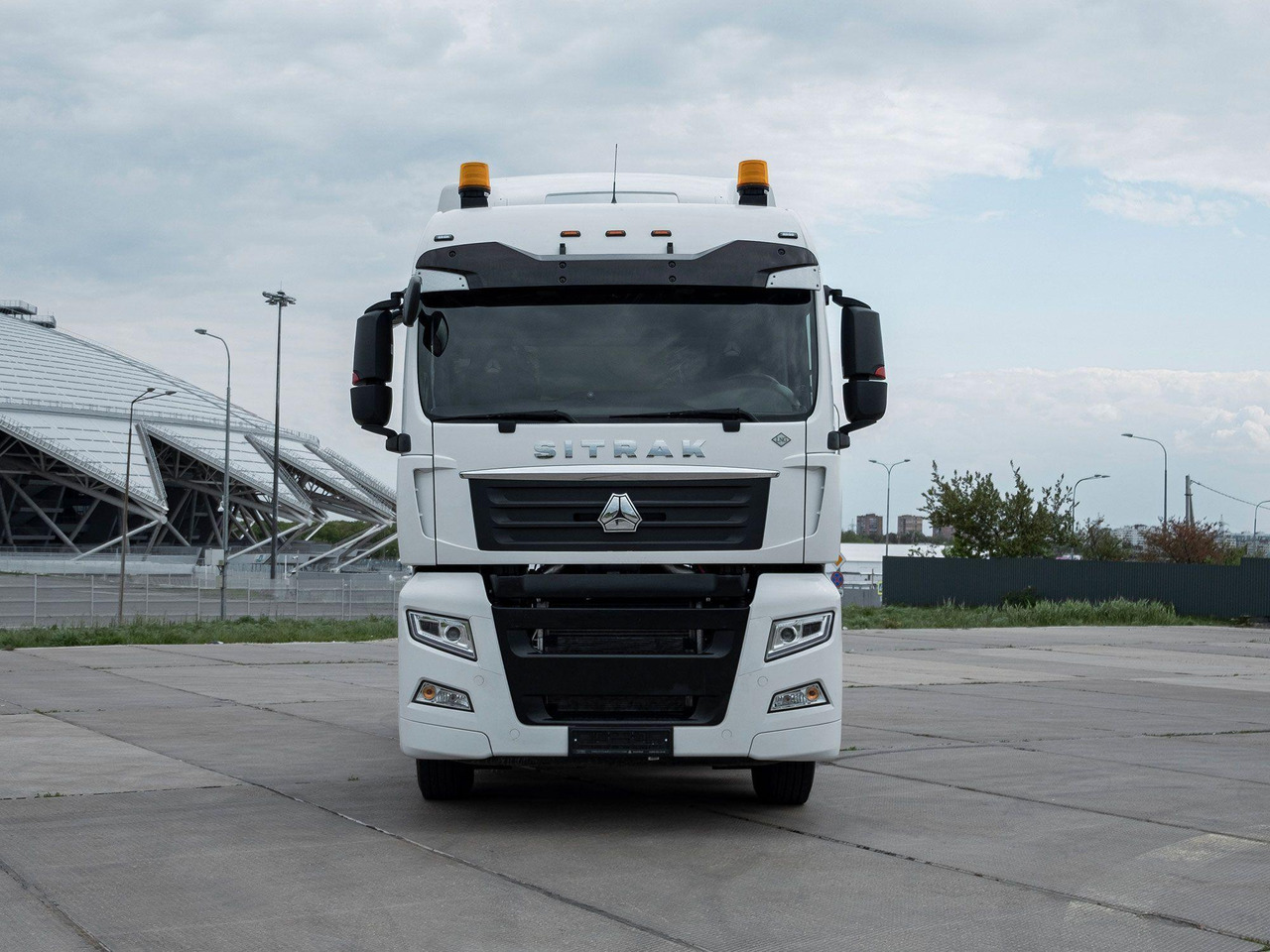 ТЯГАЧ SITRAK C7H 4x2 430 LNG МКПП+РЕТ, G(П), 1150 - Тягач: фото 3 ТЯГАЧ SITRAK C7H 4x2 430 LNG МКПП+РЕТ, G(П), 1150 - Тягач: фото 3