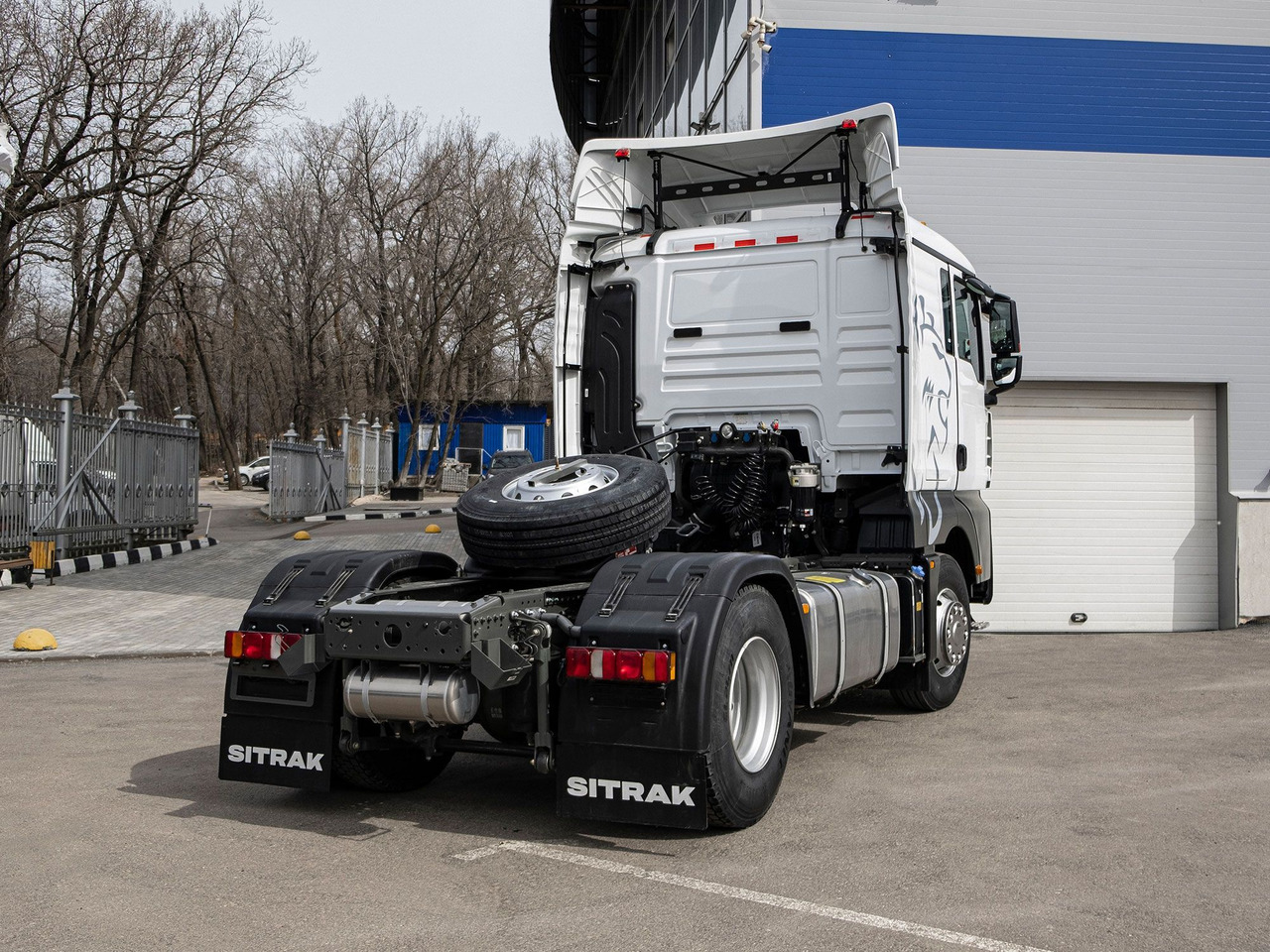 Тягач ТЯГАЧ SITRAK C7H 4x2 440 МКПП+КОМ, ПНЕВМА, Р(М), 1250: фото 6 Тягач ТЯГАЧ SITRAK C7H 4x2 440 МКПП+КОМ, ПНЕВМА, Р(М), 1250: фото 6