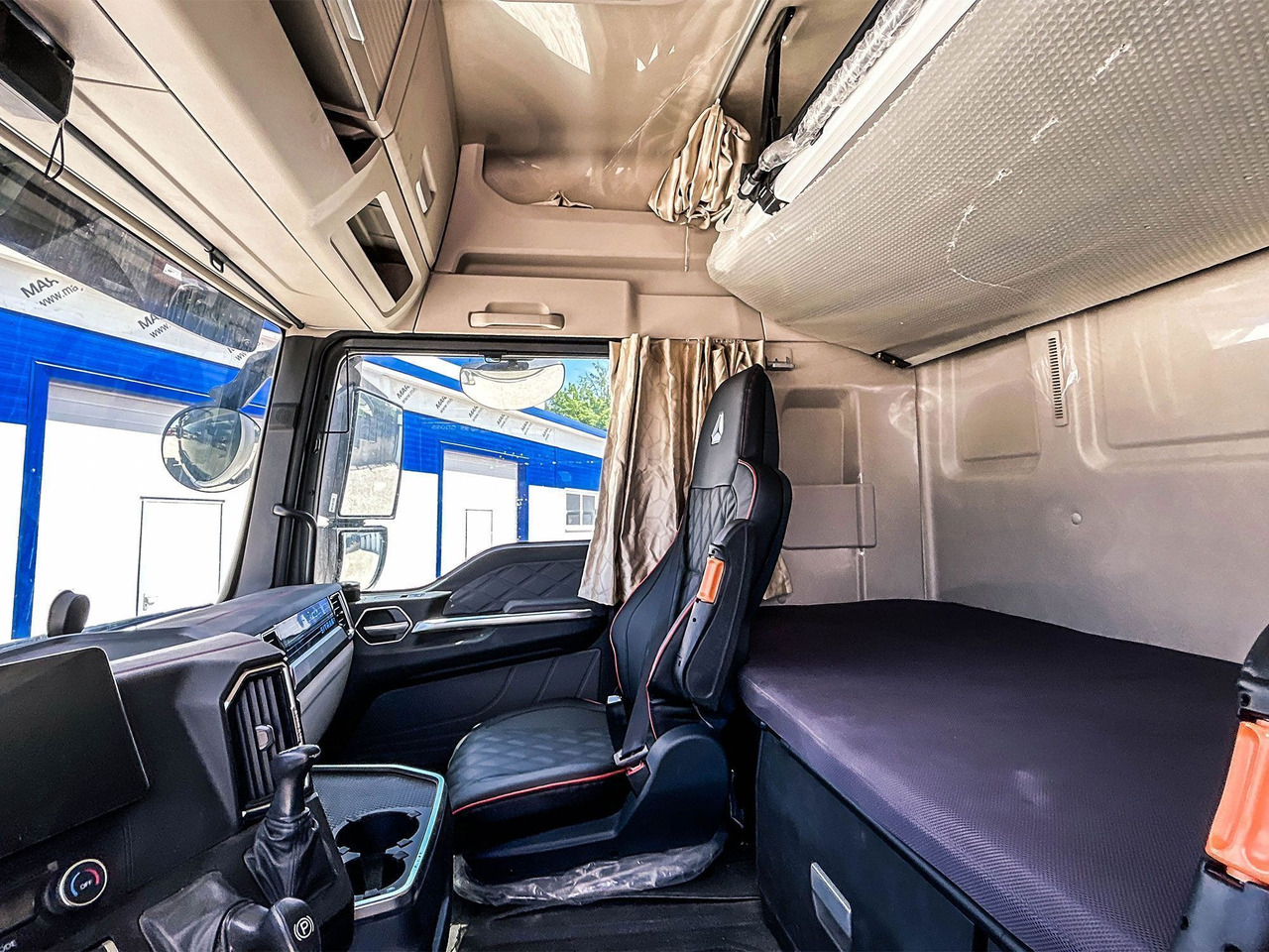 Тягач ТЯГАЧ SITRAK C7H 4x2 480 АКПП HW+РЕТ, ПНЕВМА, G(П) MAX, 1150: фото 9 Тягач ТЯГАЧ SITRAK C7H 4x2 480 АКПП HW+РЕТ, ПНЕВМА, G(П) MAX, 1150: фото 9