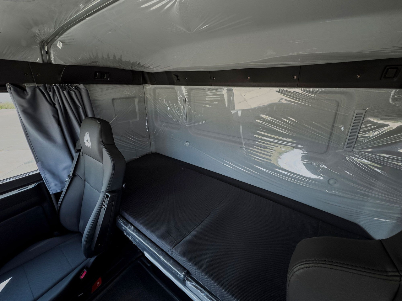 Тягач ТЯГАЧ SITRAK C7H 6x4 440 МКПП+КОМ, ПНЕВМА, P(М), 1250: фото 12