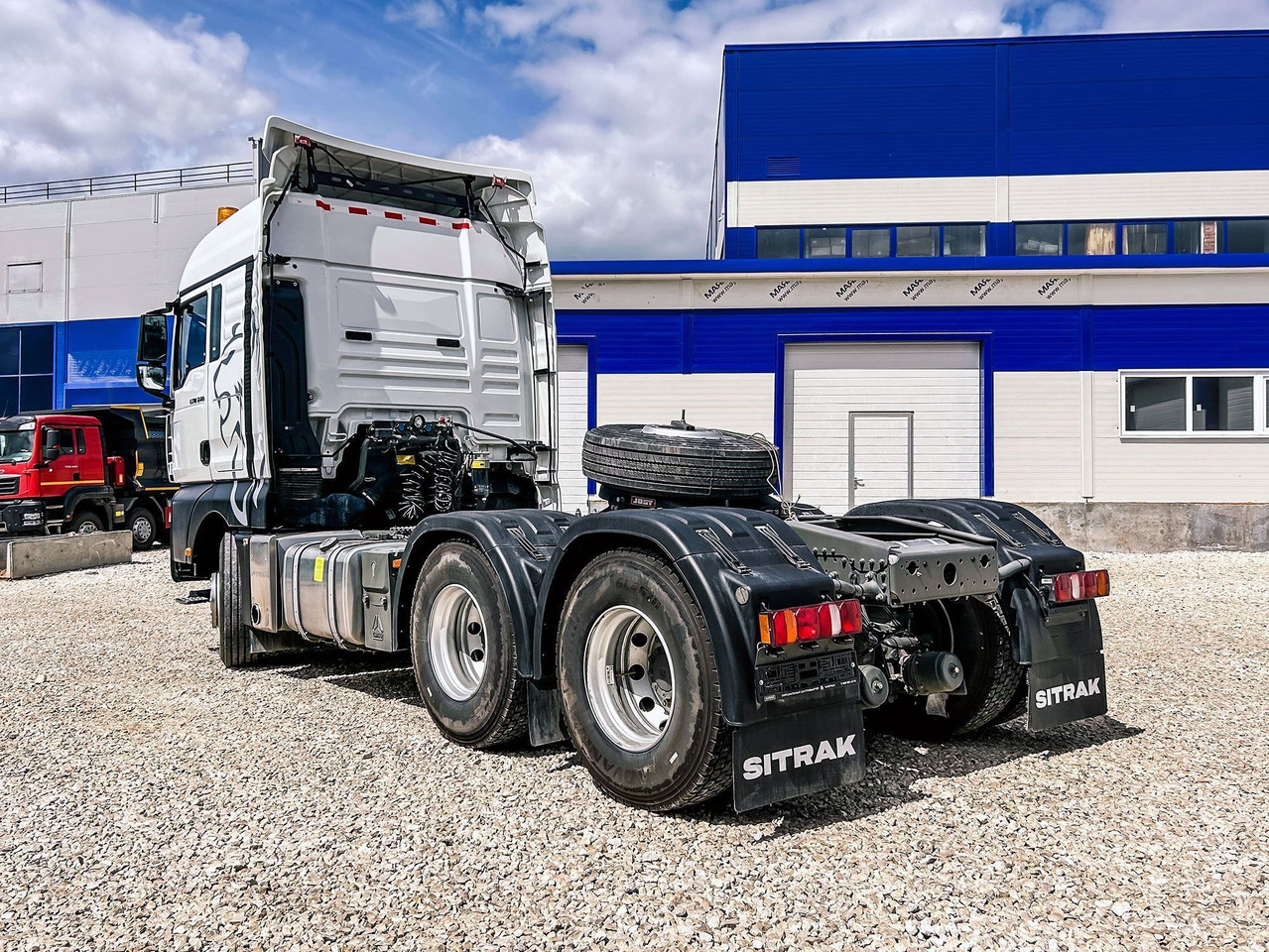 ТЯГАЧ SITRAK C7H 6x4 540 МКПП+КОМ, ПНЕВМА, G(М), 1250 - Тягач: фото 3 ТЯГАЧ SITRAK C7H 6x4 540 МКПП+КОМ, ПНЕВМА, G(М), 1250 - Тягач: фото 3