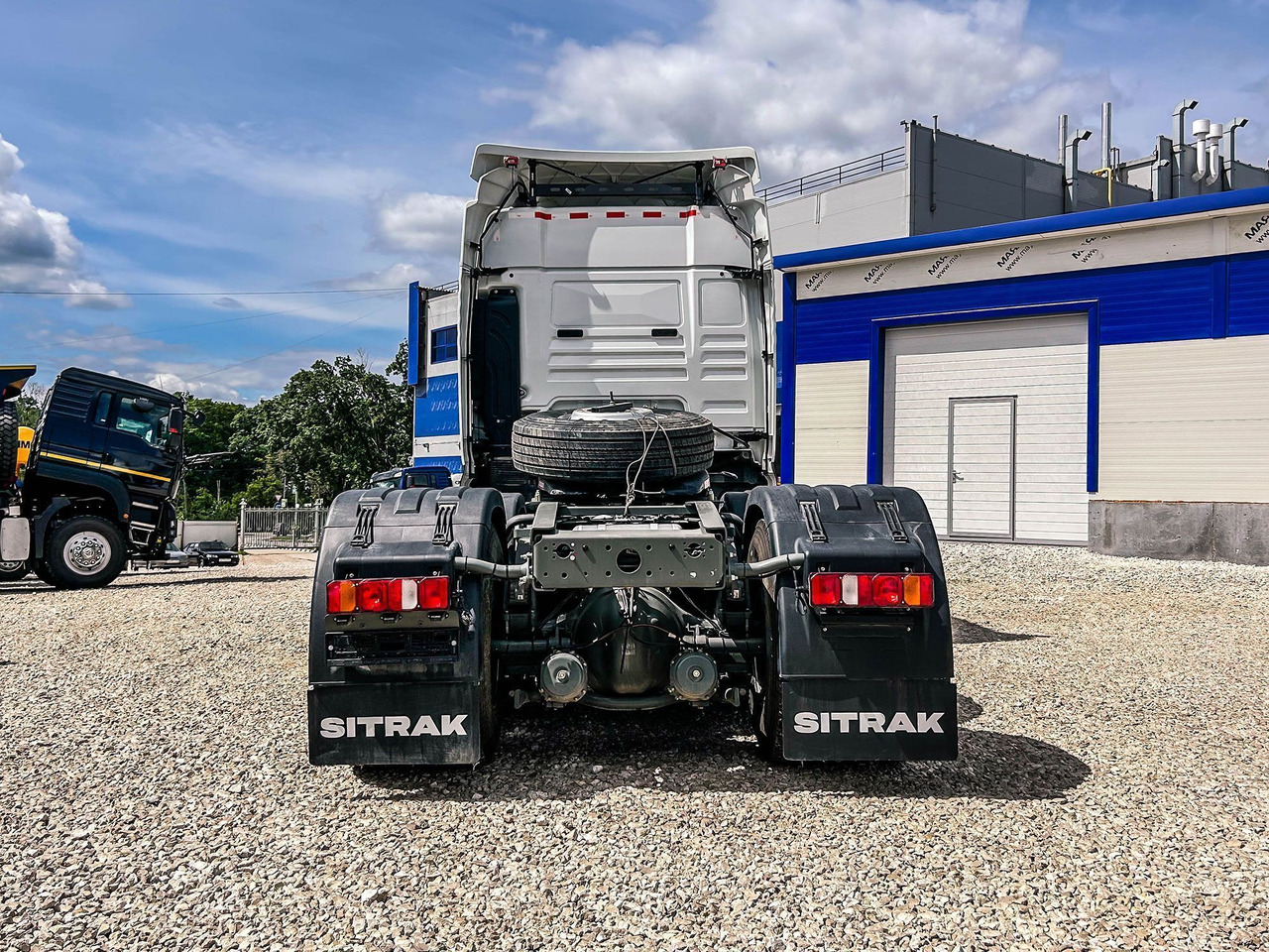 ТЯГАЧ SITRAK C7H 6x4 540 МКПП+КОМ, ПНЕВМА, G(М), 1250 - Тягач: фото 4 ТЯГАЧ SITRAK C7H 6x4 540 МКПП+КОМ, ПНЕВМА, G(М), 1250 - Тягач: фото 4