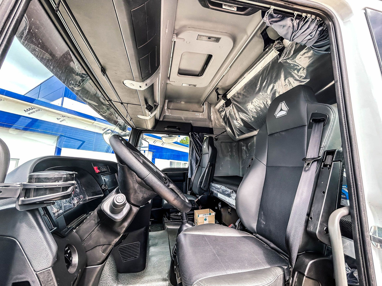 Тягач ТЯГАЧ SITRAK C7H 6x4 540 МКПП+КОМ, ПНЕВМА, G(М), 1250: фото 9 Тягач ТЯГАЧ SITRAK C7H 6x4 540 МКПП+КОМ, ПНЕВМА, G(М), 1250: фото 9