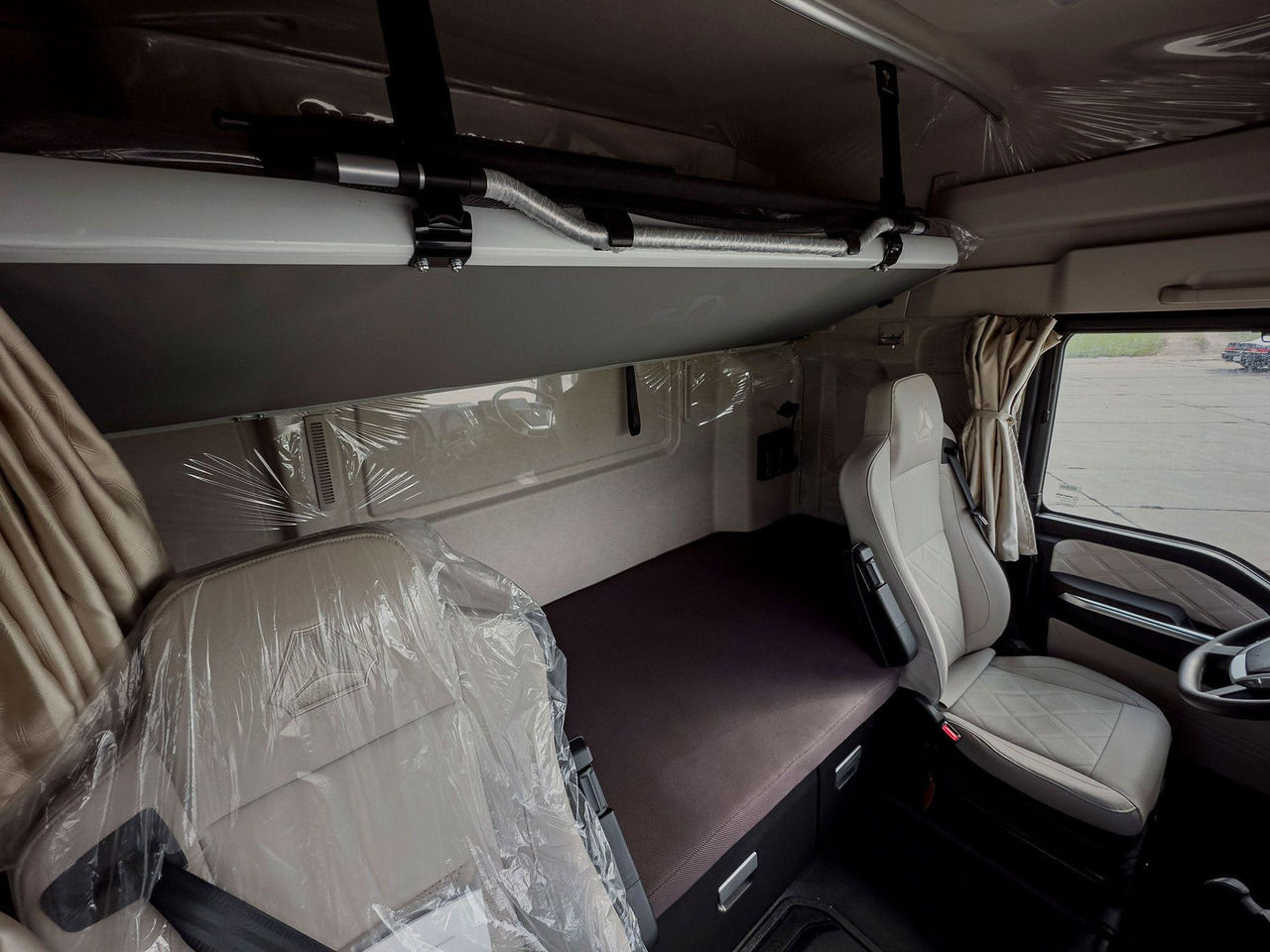 ТЯГАЧ SITRAK C7H MAX 4x2 480 АКПП+РЕТ+КОМ, ПНЕВМА, ADR, G(П), 1150 - Тягач: фото 5 ТЯГАЧ SITRAK C7H MAX 4x2 480 АКПП+РЕТ+КОМ, ПНЕВМА, ADR, G(П), 1150 - Тягач: фото 5