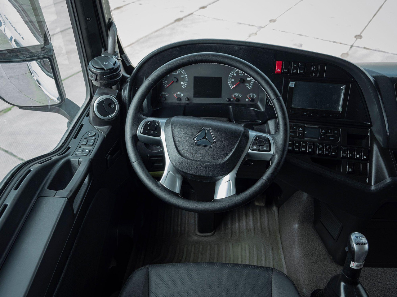 Тягач SITRAK C7H 6x2 480 МКПП+КОМ, G(П), ПНЕВМА, 1250 - Тягач: фото 5 Тягач SITRAK C7H 6x2 480 МКПП+КОМ, G(П), ПНЕВМА, 1250 - Тягач: фото 5