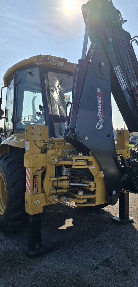 Shanmon 388H-CARRARO-V-GEN - Экскаватор-погрузчик: фото 2 Shanmon 388H-CARRARO-V-GEN - Экскаватор-погрузчик: фото 2