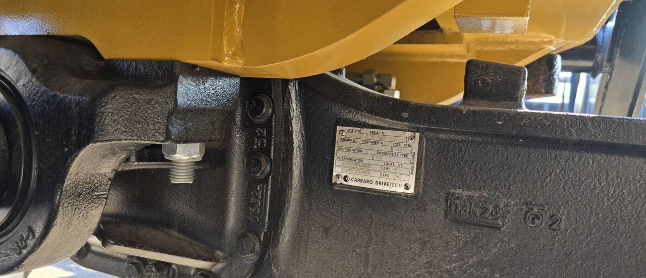 Shanmon 388H-CARRARO-V-GEN - Экскаватор-погрузчик: фото 5 Shanmon 388H-CARRARO-V-GEN - Экскаватор-погрузчик: фото 5