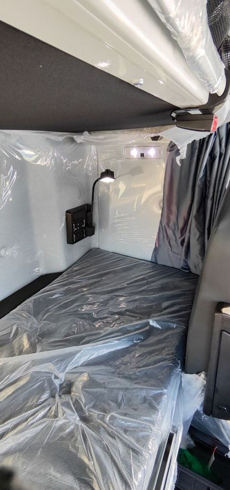 Sitrak C7H - Тягач: фото 4 Sitrak C7H - Тягач: фото 4