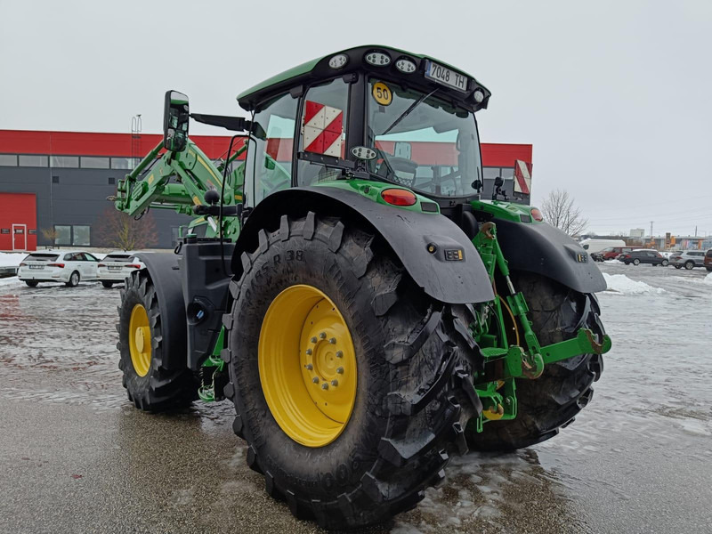 John Deere 6215R - Трактор: фото 4 John Deere 6215R - Трактор: фото 4